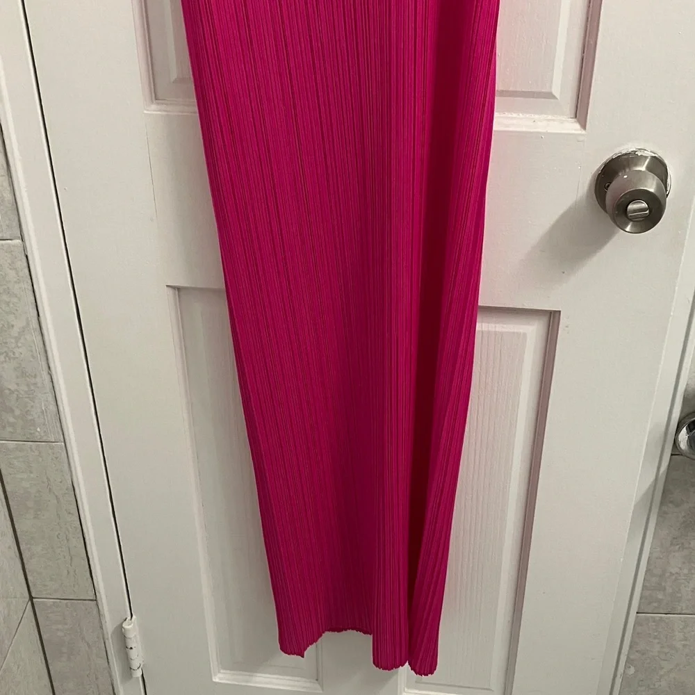 Pleats Please Issey Miyake Vibrant Pink Technical Longline Dress - Picture 2 of 10